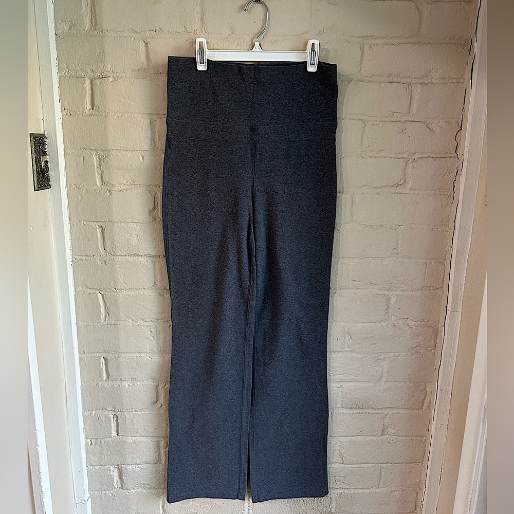 Gap Body size medium dark gray stretchy comfy yoga pants